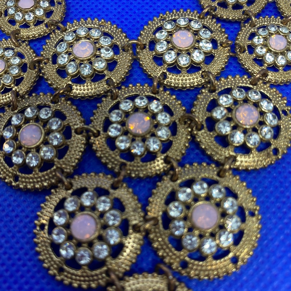 Goldstone Statement Necklace - image 3